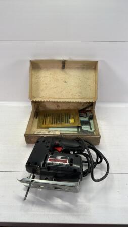 Craftsman Saber Saw w/Qty of Blades & Metal Case