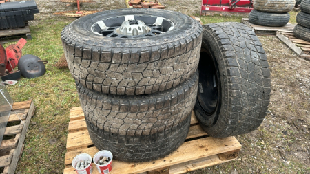 4 Hercules LT265/70R17 Tires on 8 Bolt Rims