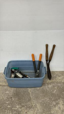 Garden Tool Lot