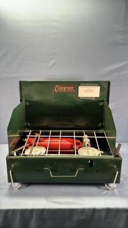 Coleman Canada Stove