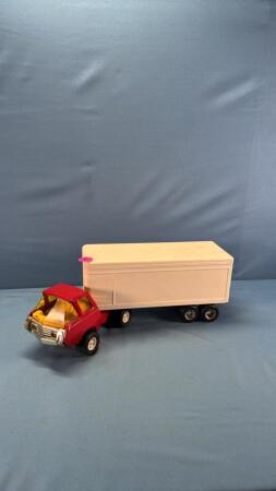 Tonka Highway Tractor with Missed Match Trailer