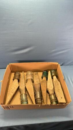 (7) Insulators with Wooden Racks
