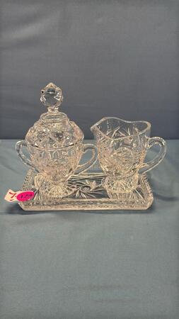 Pinwheel Cream & Sugar on Plate