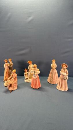 (6) Treasured Memories Figurines