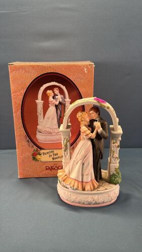Treasured Memories Musical Figure