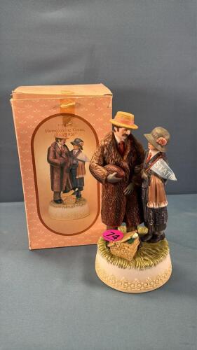 Treasured Memories Musical Figure