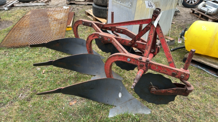 Massey 3 x 12 -3PTH Plow