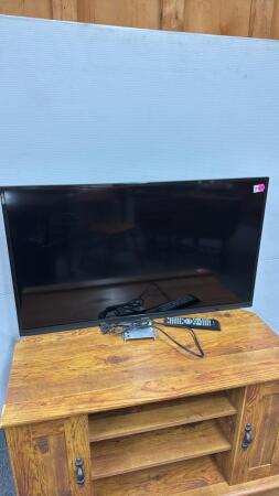 Skyworth 39in TV with Remote