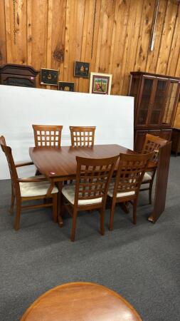 Extension Table & 6 Chairs