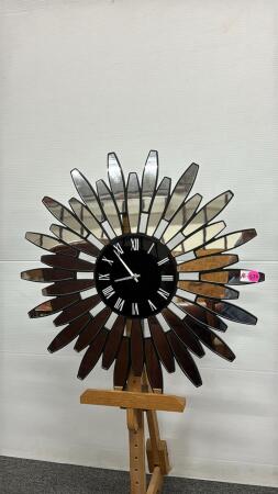Quartz Mirrored Wall Clock