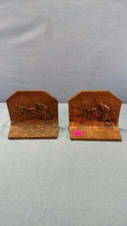 Pair of Metal Book Ends with Harvesting D&eacute;cor