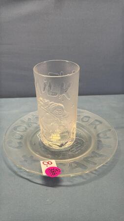 Frosted Glass 9in Santa Cookie Plate