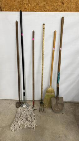 Garden Tool Lot