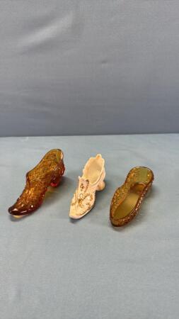 (3) Decorative Slippers