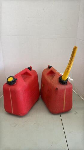 Pair OF 9.4L Gas Cans