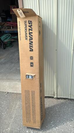 Sylvania T12 48in Bulbs