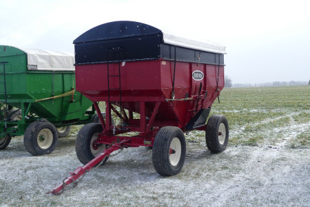 Bruns 375 Bushel Gravity Wagon