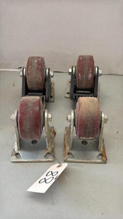 4 Casters