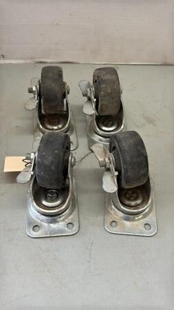4 Swivel Casters