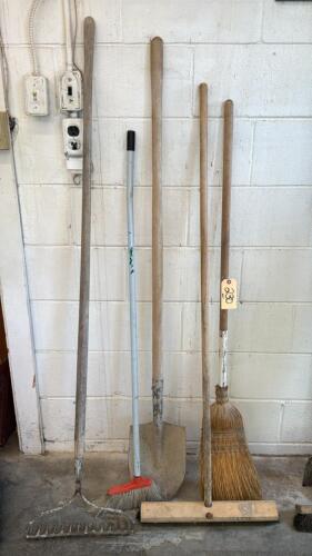 Garden Tool Lot