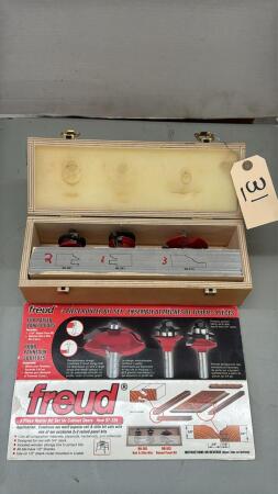Freud 3 Peice Router Bit Set for Cabinet Doors