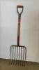 8 Prong Fork
