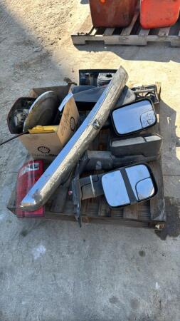 SKID OF USED DODGE TRUCK PARTS