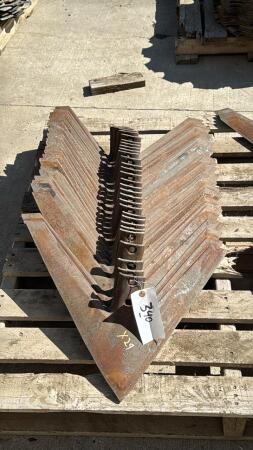 LOT OF 29 - 21IN SWEEPS