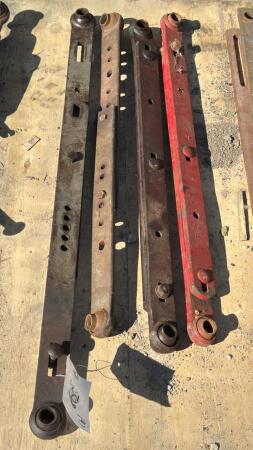 LOT OF 4 ADJUSTABLE 3PTH ARMS
