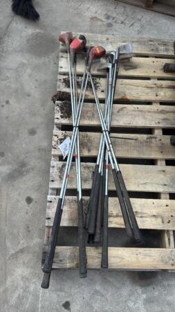 LOT OF GOLF CLUBS
