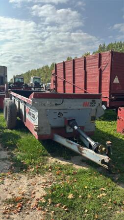 NEW IDEA 3632 TANDEM MANURE SPREADER