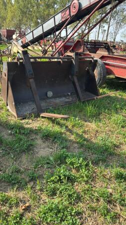 92IN 3-IN-1 BUCKET WITH FORKS