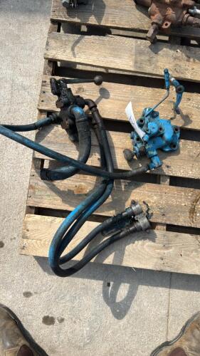 FORD DEXTA LOADER VALVE