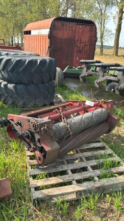 INTERNATIONAL 4000-5000 HAY CONDITIONER