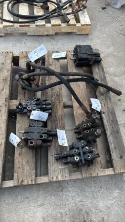 LOT OF HYDRAULIC VALVES