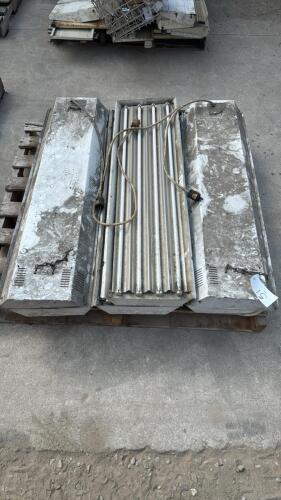 LOT OF 6 - 48IN SHOP FIXTURES