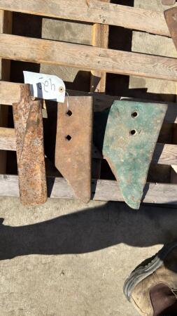 LOT OF 3 MISC. PLOW POINTS
