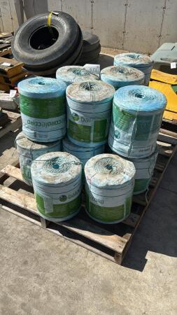 15 BALLS OF 4000-450 POLY BALER TWINE