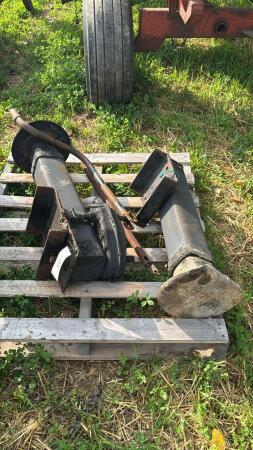 PAIR OF HEAVY TRAILER JACKS