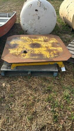 MANUAL PALLET ROTATER
