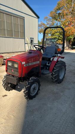 MASSEY FERGUSON 1215 4WD DIESEL TRACTOR