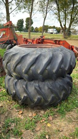 PAIR OF 18.4-34 T-RAIL DUALS