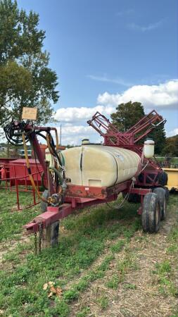 HARDI 500 GALLON TANDEM SPRAYER