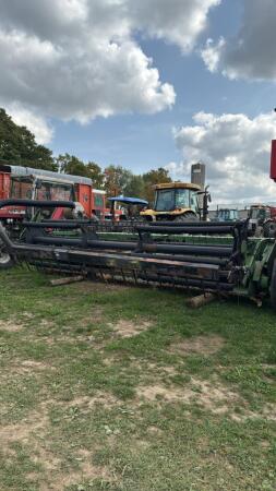JOHN DEERE 218 18FT FLEX HEAD CRARY AIR REEL