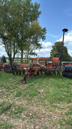 TYE 304-413 NO-TILL COULTER CART