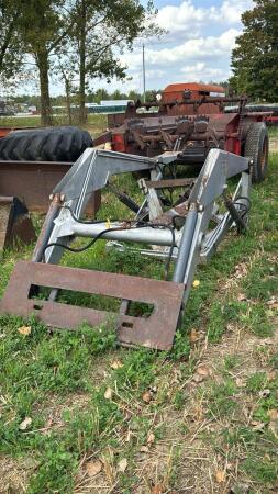 FREY LOADER WITH MOUNTS AND VALVE