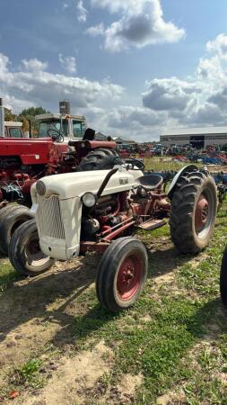 FORD JUBILEE GAS TRACTOR