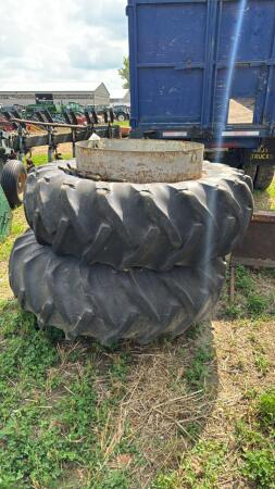 PAIR OF 18.4-34 DUALS