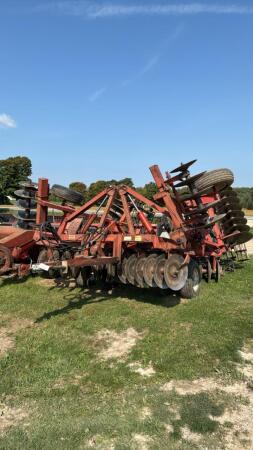 BUSH HOG 18FT DISC WITH DOUBLE ROLLING BASKETS