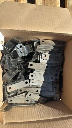 LOT OF CRARY KNIFE SPACERS